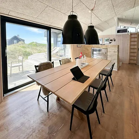 Сasa de vacaciones House With Sea View In The Dunes At