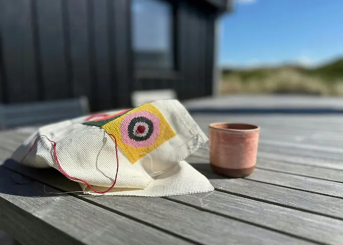 Hébergement de vacances House With Sea View In The Dunes At